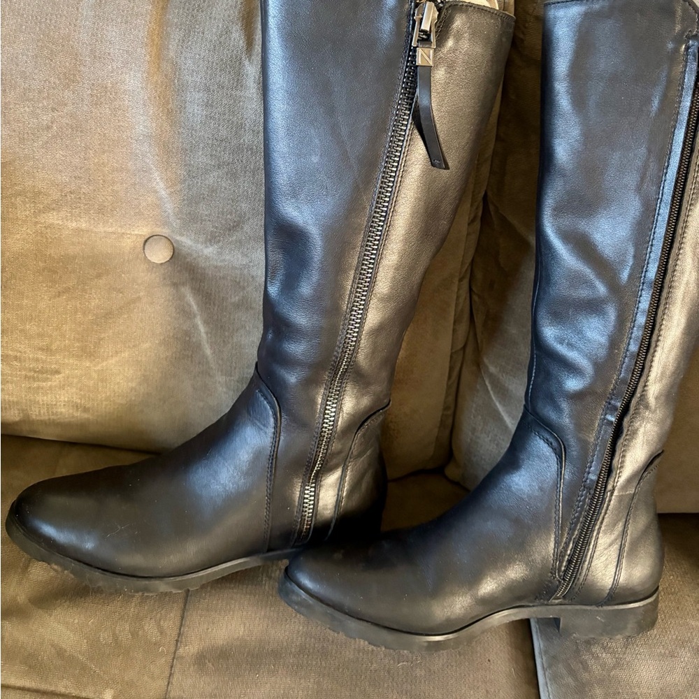 Naturalized Leather Boots